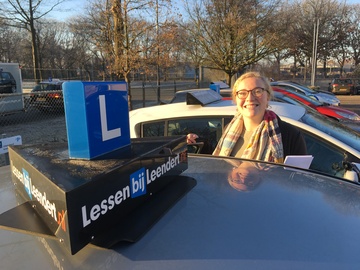 Geslaagd voor rijbewijs bij rijschool Apeldoorn LessenbijLeendert